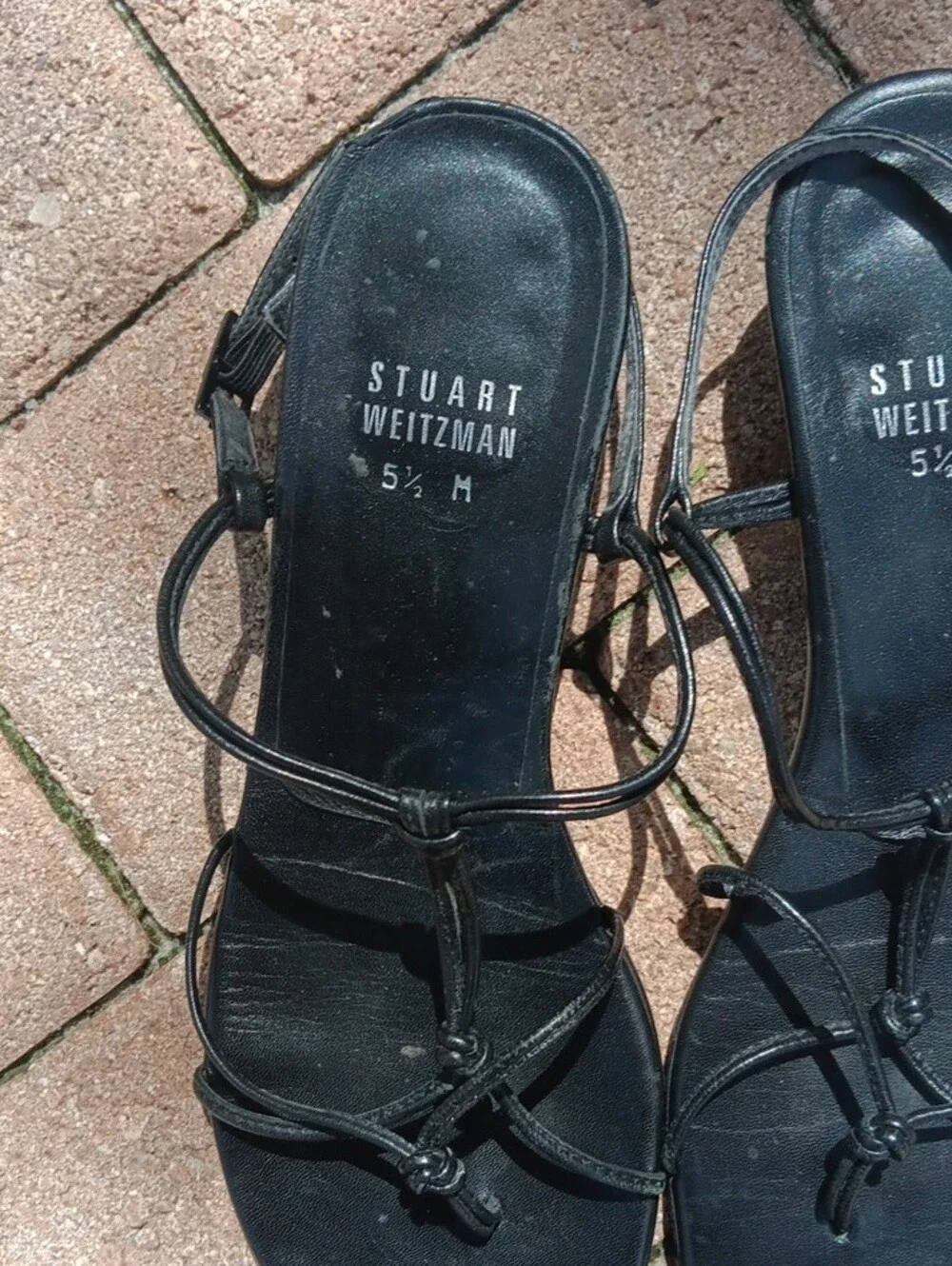 Stuart Weitzman Black Strappy Knot Sandals 5.5.Great Condition